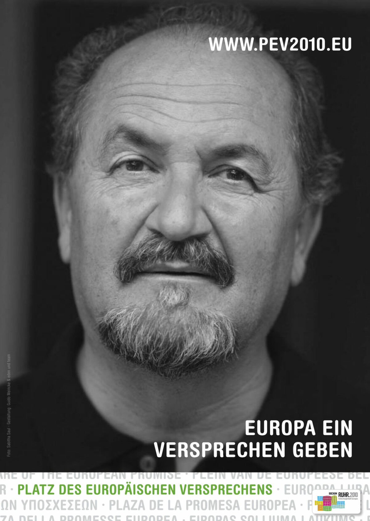 PEV_26_Jochen-Gerz_Sabitha-Saul