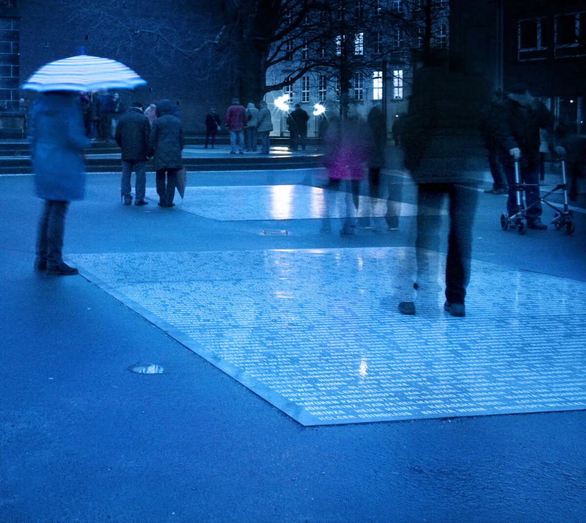 PEV_Opening_2_Jochen-Gerz_Sabitha-Saul